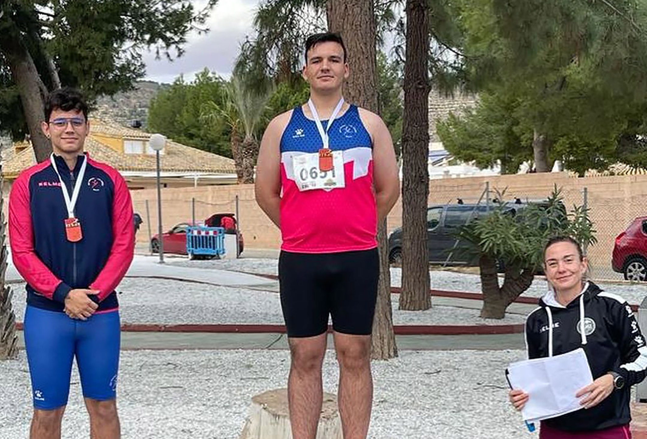 Gregorio García, del CA Las Torres, campeón regional sub-23 de lanzamiento de peso