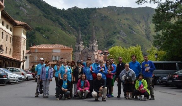 Los miembros de la asociación “Los Peregrinos” torreña visitaron Asturias5