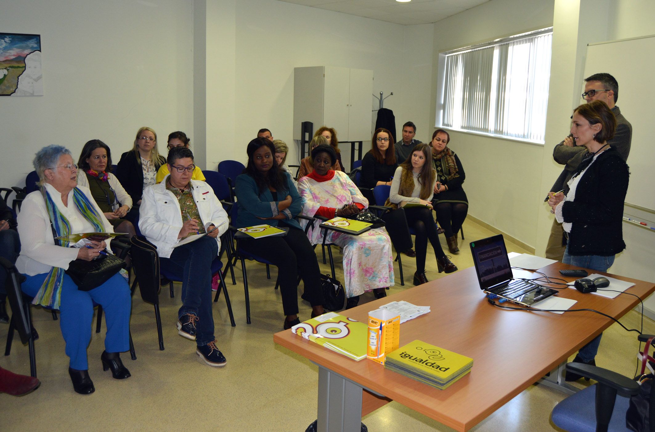 El 'II Encuentro de Mujeres Empresarias y Emprendedoras' inicia los actos del 8 marzo en Las Torres de Cotillas 4