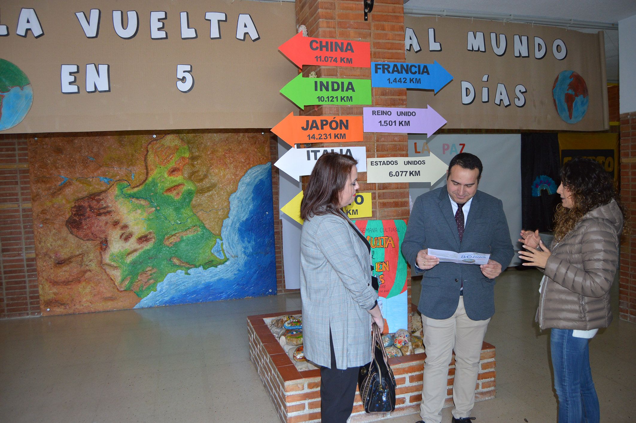 El colegio Vista Alegre se da una vuelta al mundo en 80 días en su Semana Cultural El colegio Vista Alegre se da una vuelta al mundo en 80 días en su Semana Cultural