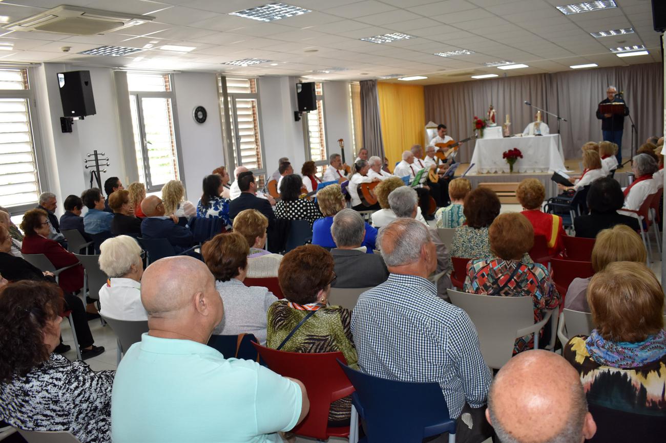 El centro social de personas mayores da por acabada su Semana Cultural con la celebración de una misa