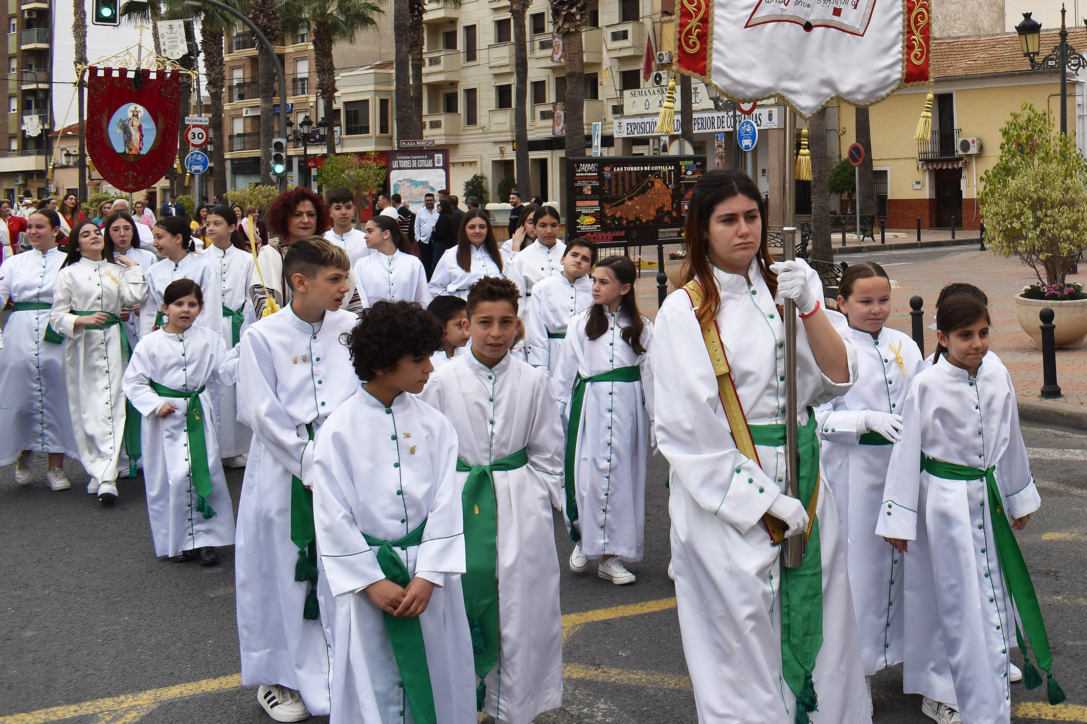 Las Torres de Cotillas disfruta en la calle su Domingo de Ramos