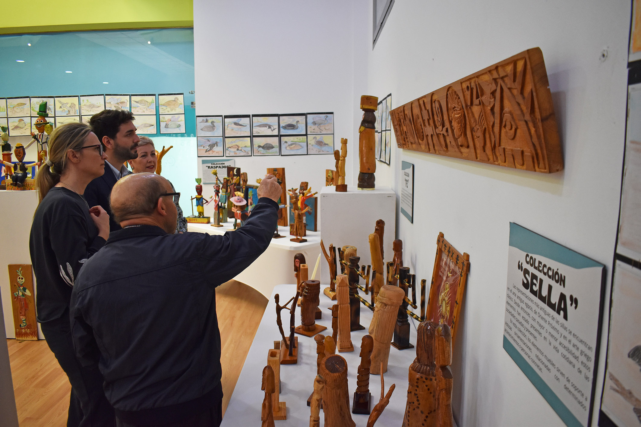 Ramón Falomir finaliza con un gran éxito de público su exposición “El párkinson no ha parado mi arte”