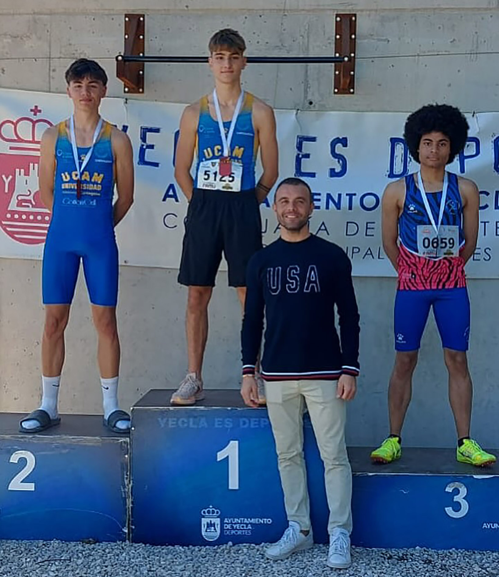 El velocista torreño Adrián Pérez, plata y bronce en el regional de atletismo sub-20
