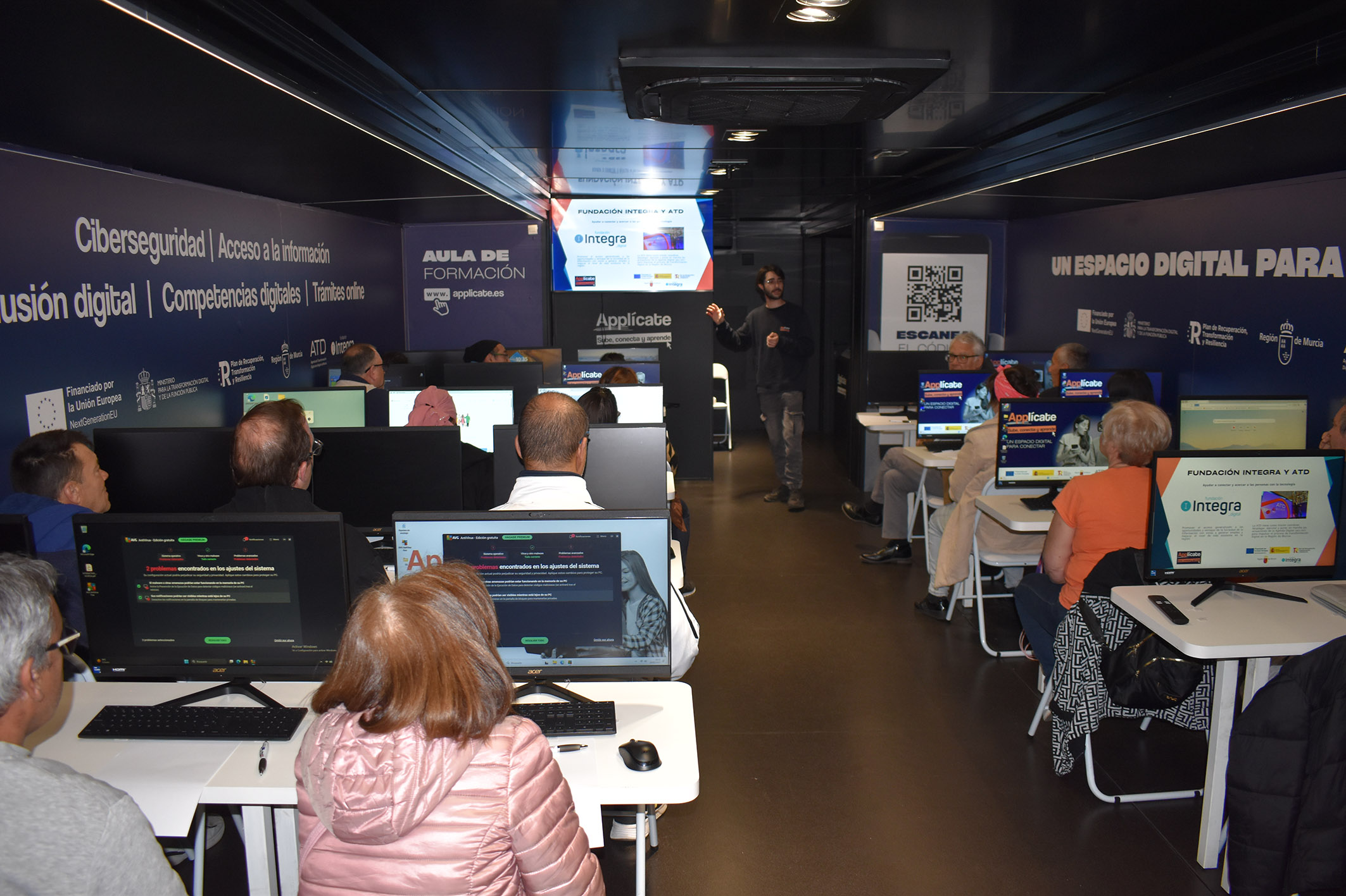 El proyecto de formación digital gratuita ‘Applícate’ aterriza en Las Torres de Cotillas