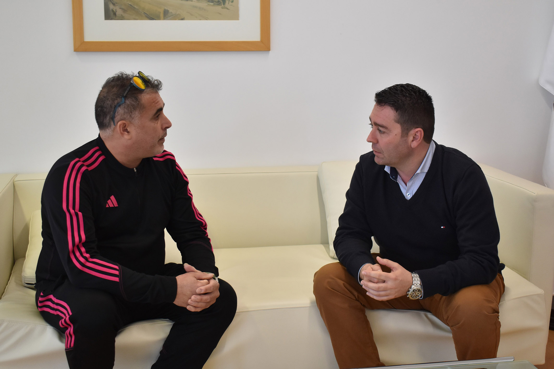 El alcalde Pedro José Noguera recibe a la asociación Dojo Kitsune para valorar vías de colaboración