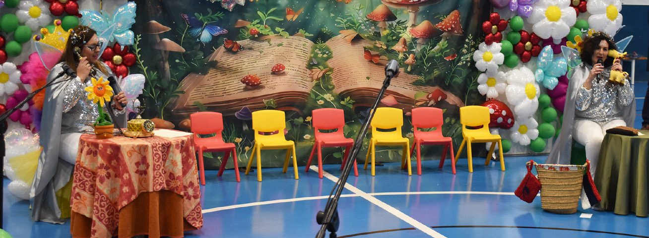 La escuela infantil bilingüe Goodie pregona el Carnaval 2025 en una mañana a ritmo chirigotero