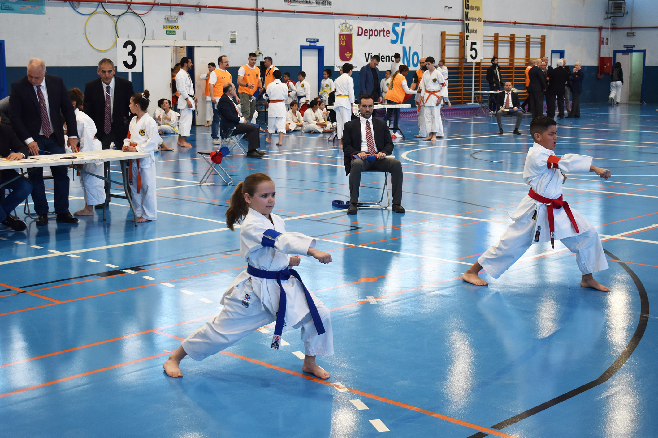 Dos oros, una plata y dos bronces para el Casa Zen torreño en el campeonato nacional de karate OGKK