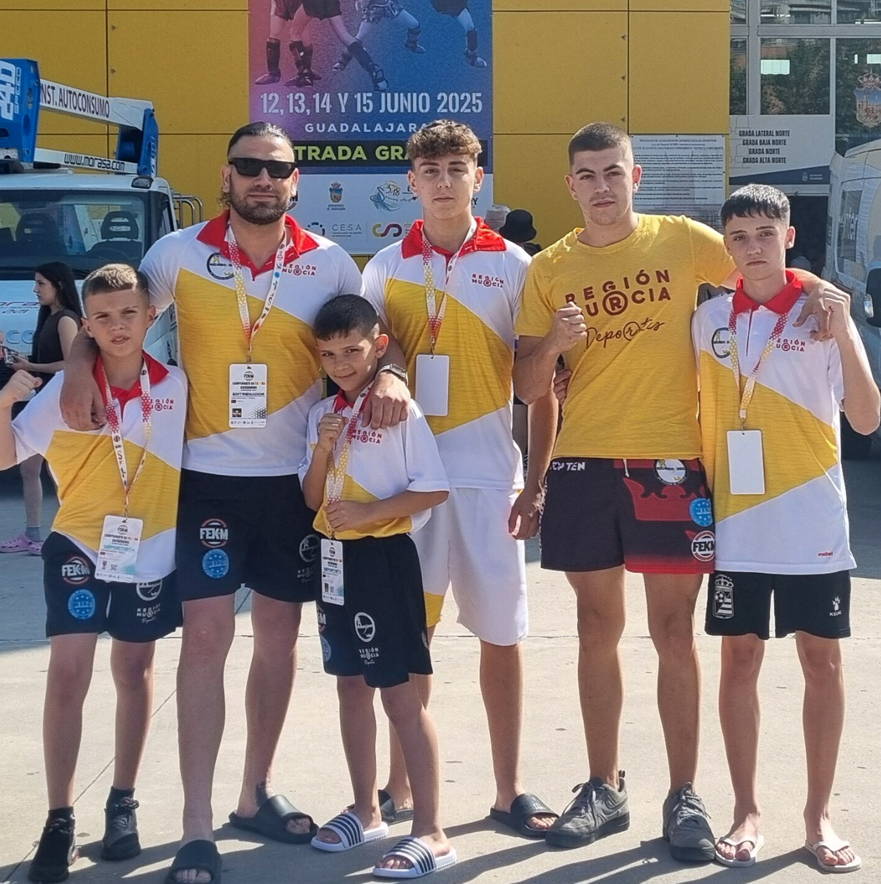Dos oros, una plata y dos bronces para el Yamaneko torreño en el campeonato de España de kickboxing de selecciones