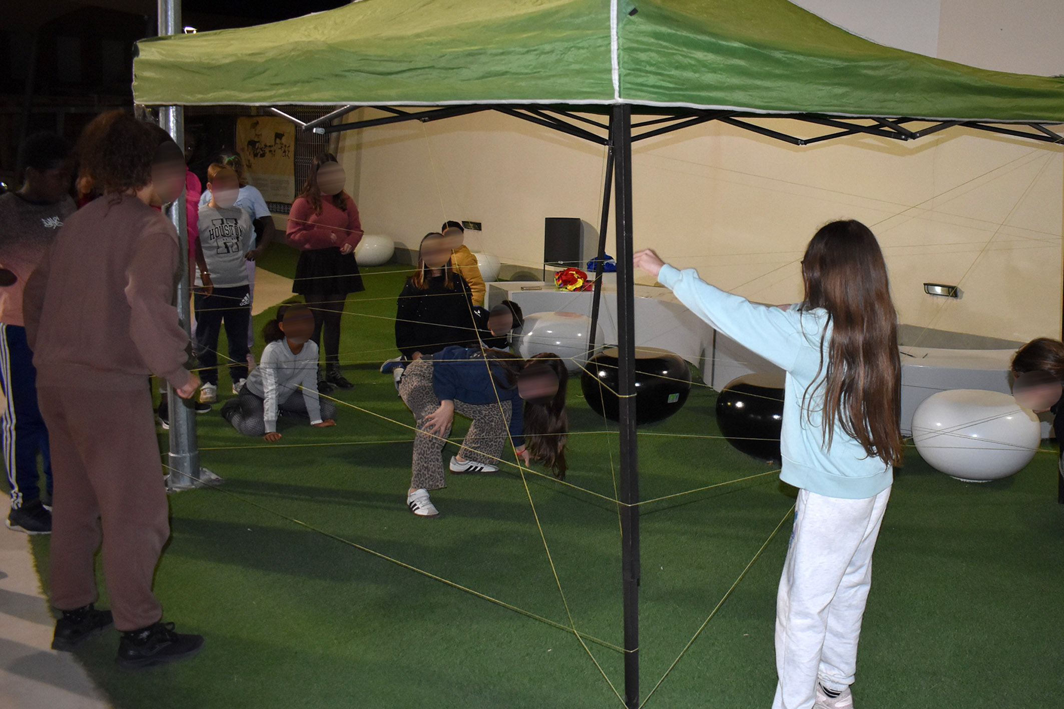 La biblioteca municipal acoge un divertido taller de ‘escape room’ 