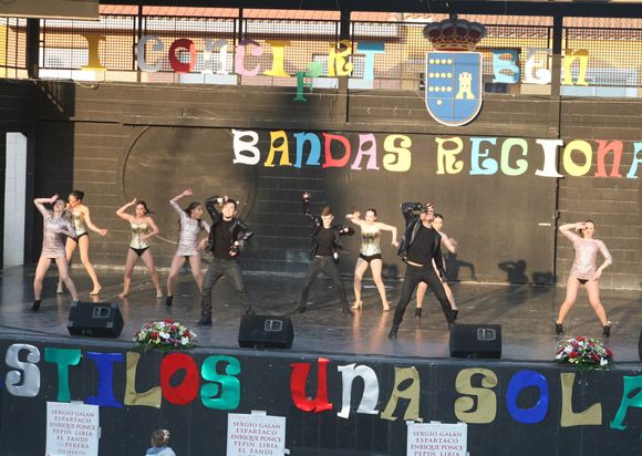 La solidaridad son+¦ en Las Torres de Cotillas a golpe de tambor y de corneta5