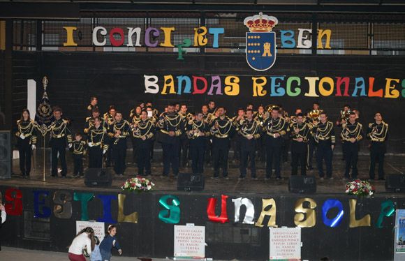 La solidaridad son+¦ en Las Torres de Cotillas a golpe de tambor y de corneta6
