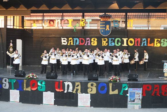 La solidaridad son+¦ en Las Torres de Cotillas a golpe de tambor y de corneta7