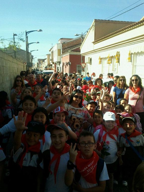 Los escolares del colegio torre+¦o ÔÇ£Divino MaestroÔÇØ muestran su lado m+ís solidario
