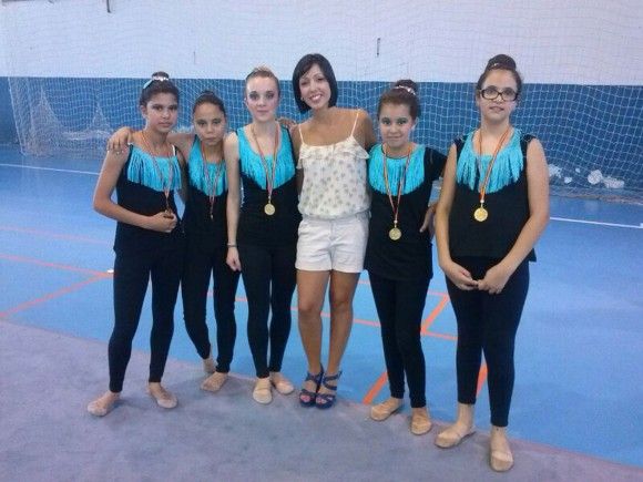 Gran fiesta de fin de curso de la escuela de gimnasia r+¡tmica torre+¦a3