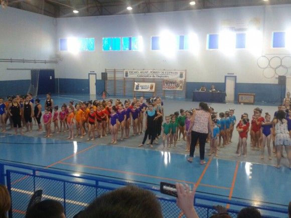 Gran fiesta de fin de curso de la escuela de gimnasia r+¡tmica torre+¦a6