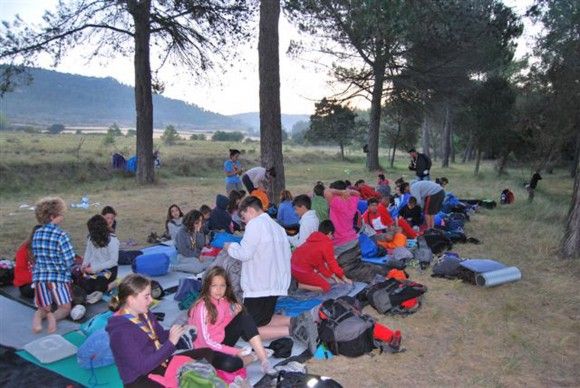 El grupo +ìtaca torre+¦o cierra su Ronda Solar de actividades con un campamento de verano en Agres3