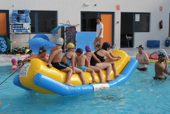 Los cursos estivales de natación del Centro Deportivo Las Torres, un éxito de participación3