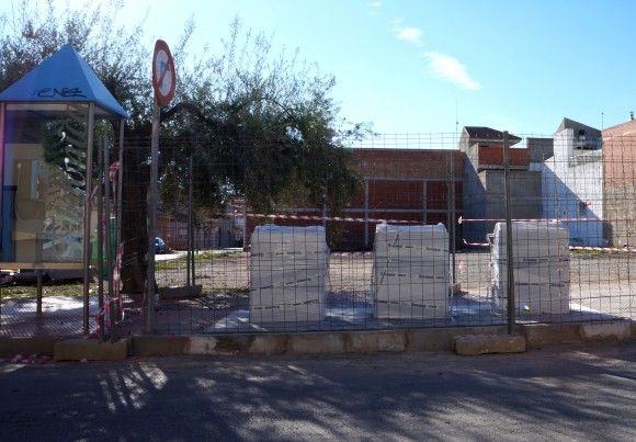 Tres nuevos contenedores soterrados en Las Torres de Cotillas (calle Mula)