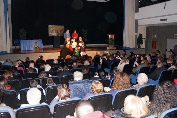 Tres docentes agasajados en el tradicional “Homenaje al Maestro” torreño6