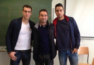 Los futbolistas del Real Murcia Fernando y Pumar visitan el IES “La Florida” torreño5