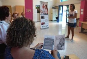 Los mayores torreños aprenden a defenderse de las altas temperaturas2