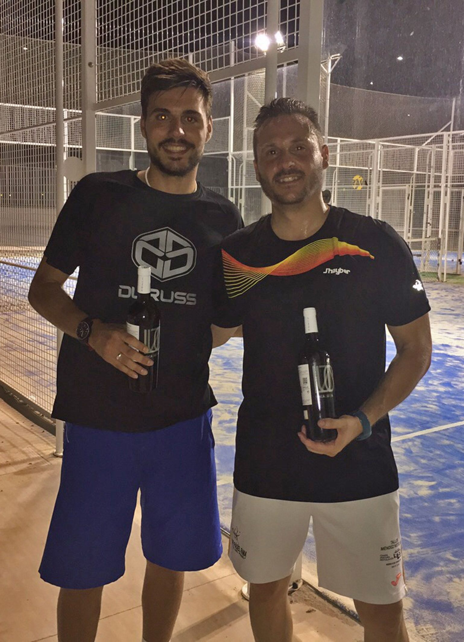 Javier Poveda y Toni Lozano, campeones del minitorneo de pádel nocturno torreño 2