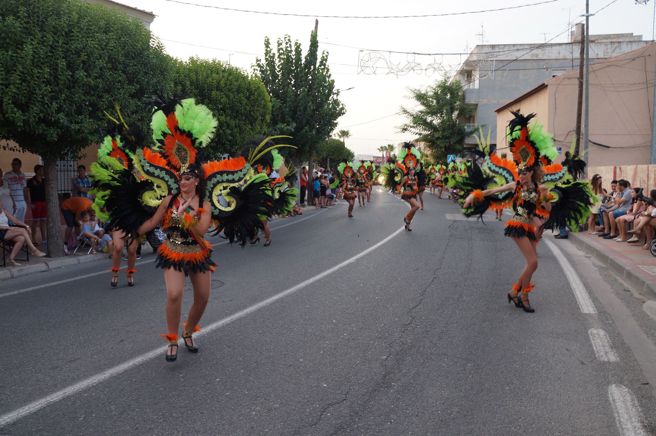Desfile de carrozas y comparsas - Fiestas Las Torres de Cotillas