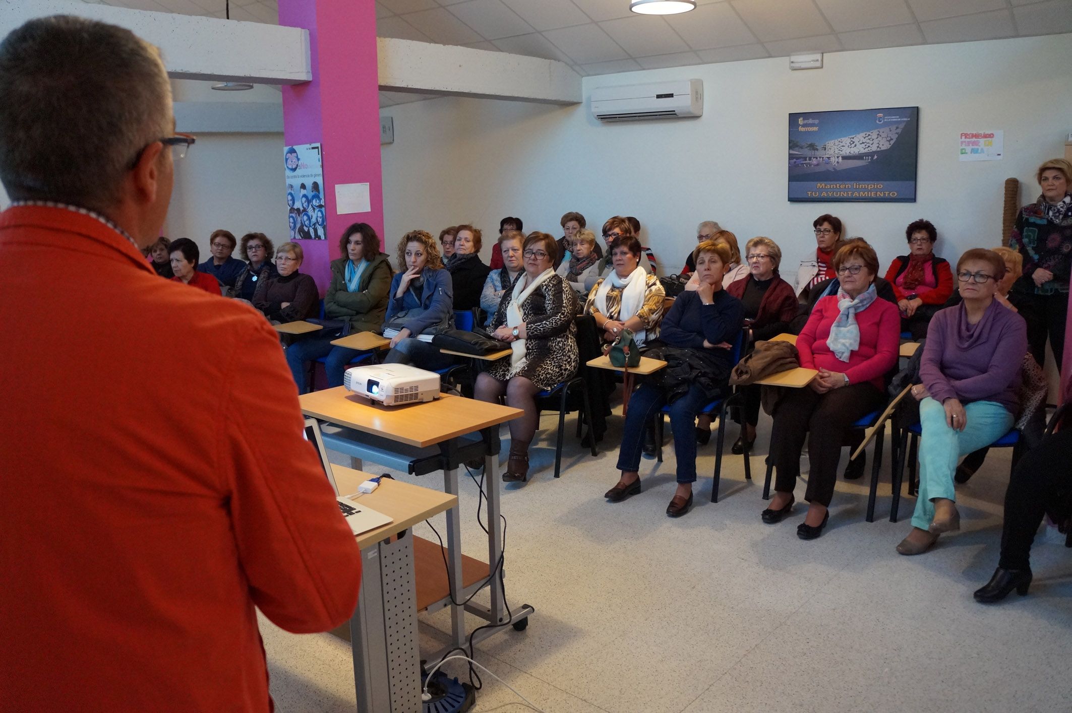 Charla reumatología asociación mujeres - Las Torres de Cotillas3