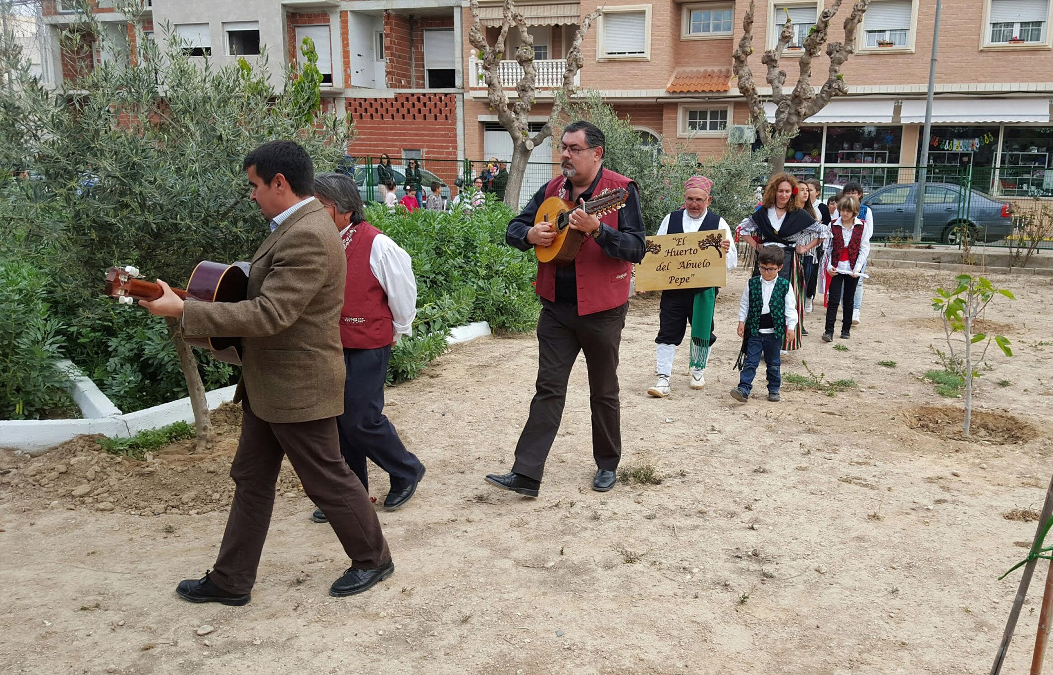 El colegio El Parque acerca la huerta a sus alumnos6