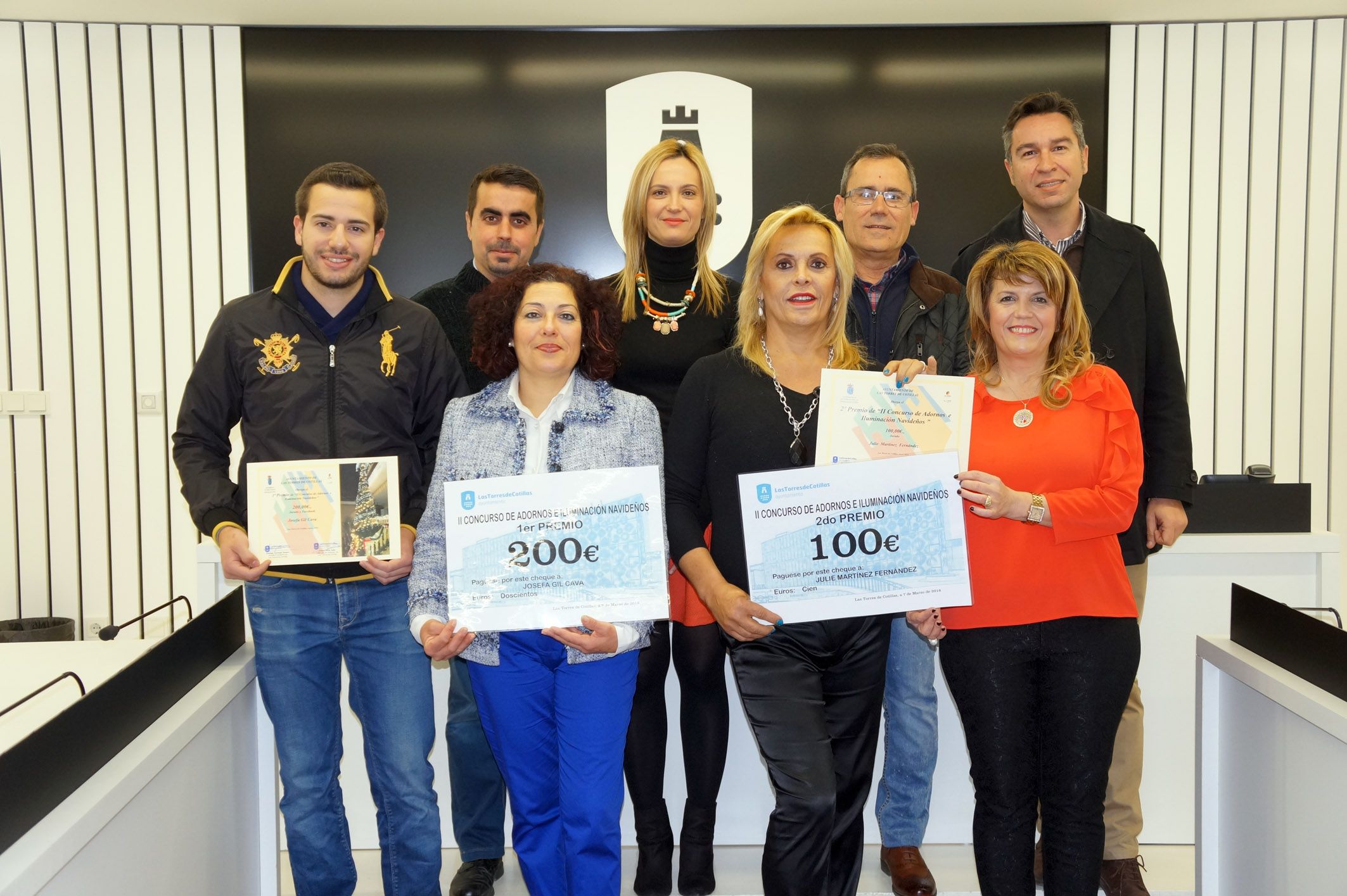 Josefa Gil vuelve a triunfar en el concurso de fachadas navideñas mejor decoradas en Las Torres de Coti