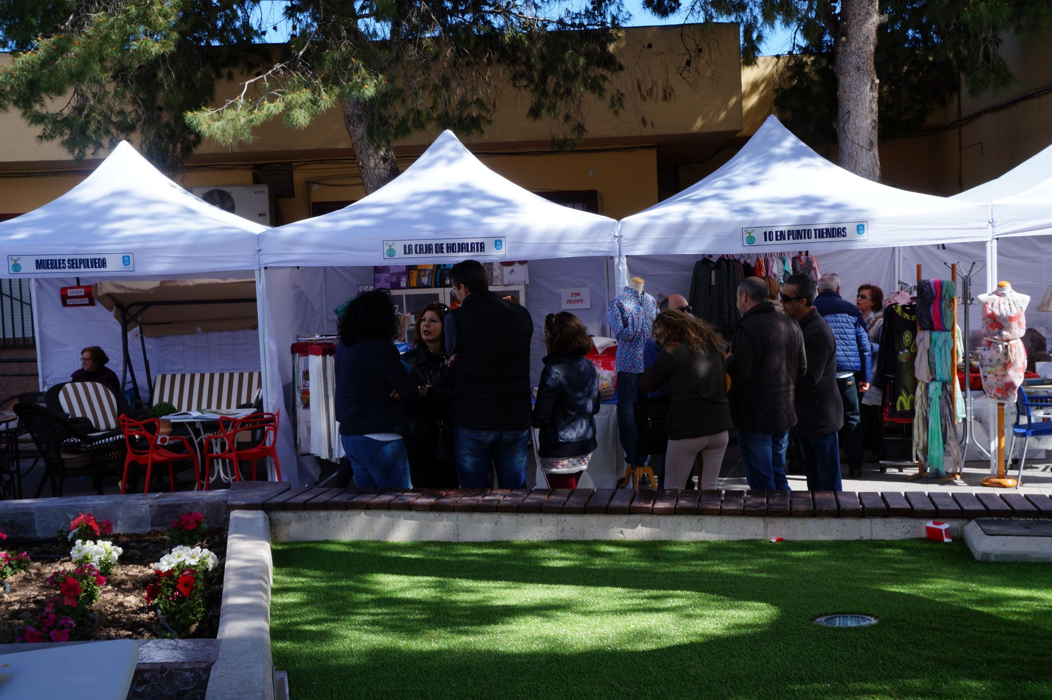 Las Torres de Cotillas disfruta por primera vez de su “Plaza del Comercio”8