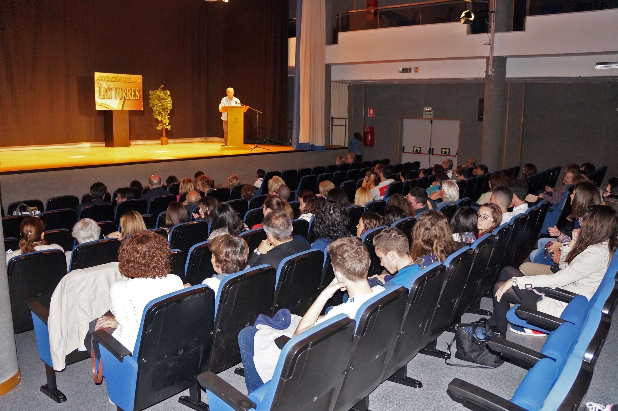 Nuria Contreras, Francisco Javier Sánchez y María Vicente ganan el Salvador Sandoval de jóvenes talentos literarios4