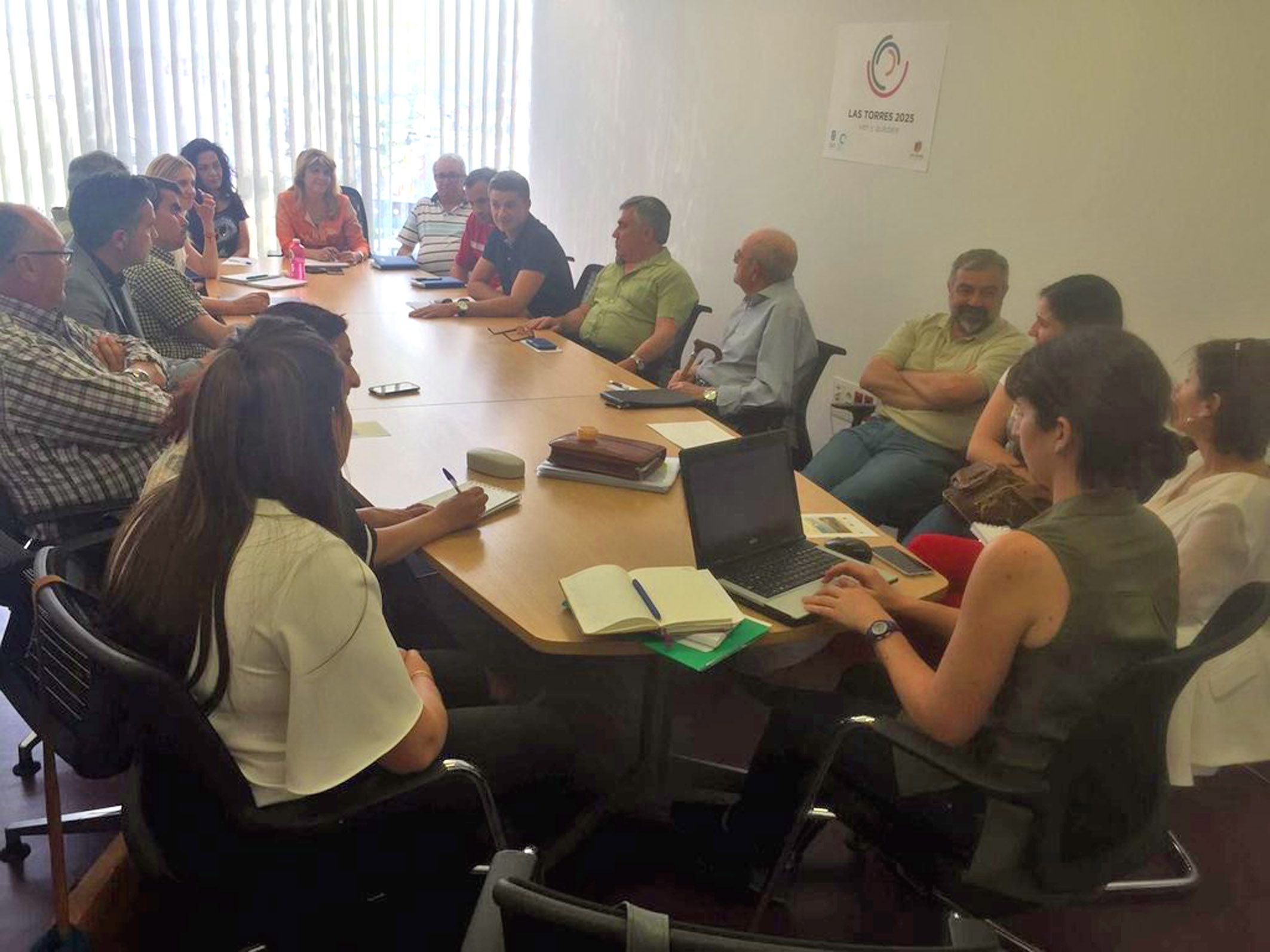 Comienzan las reuniones sectoriales para elaborar el plan estratégico Las Torres 2025 2