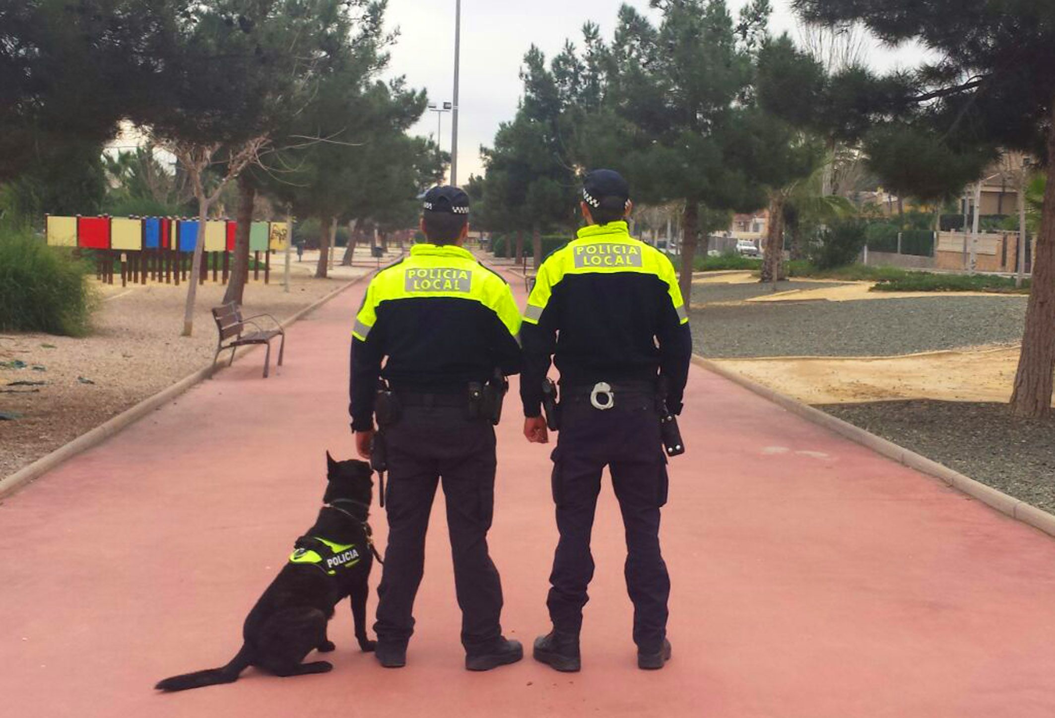 Nueva unidad canina de la Policía Local torreña