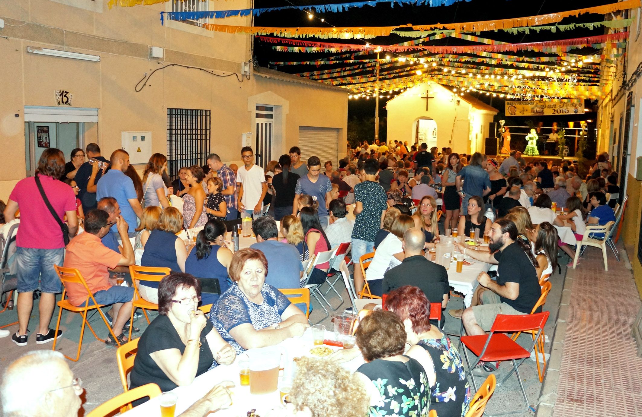 El pregón de Rafael Fuentes da por iniciadas las fiestas del barrio torreño de San Pedro5