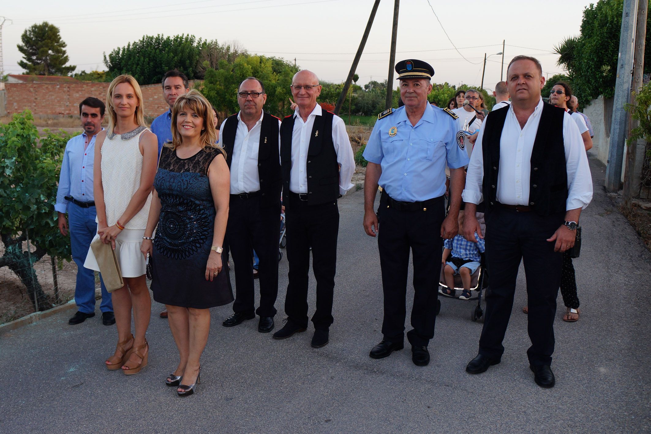 Las fiestas del barrio torreño de San Pedro concluyen con la procesión del patrón6