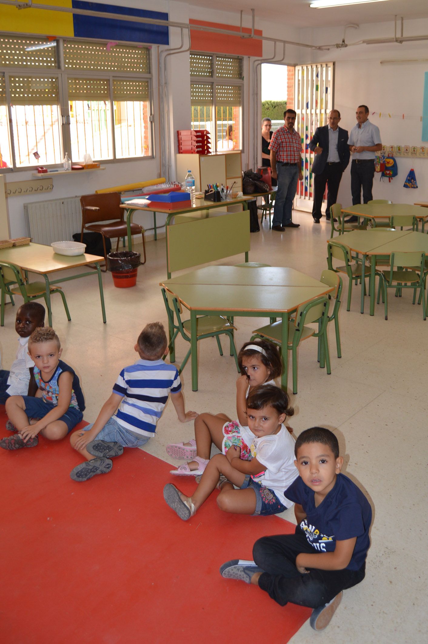 El director general de Universidades e Investigación visita el colegio Vista Alegre en el inicio del curso escolar2