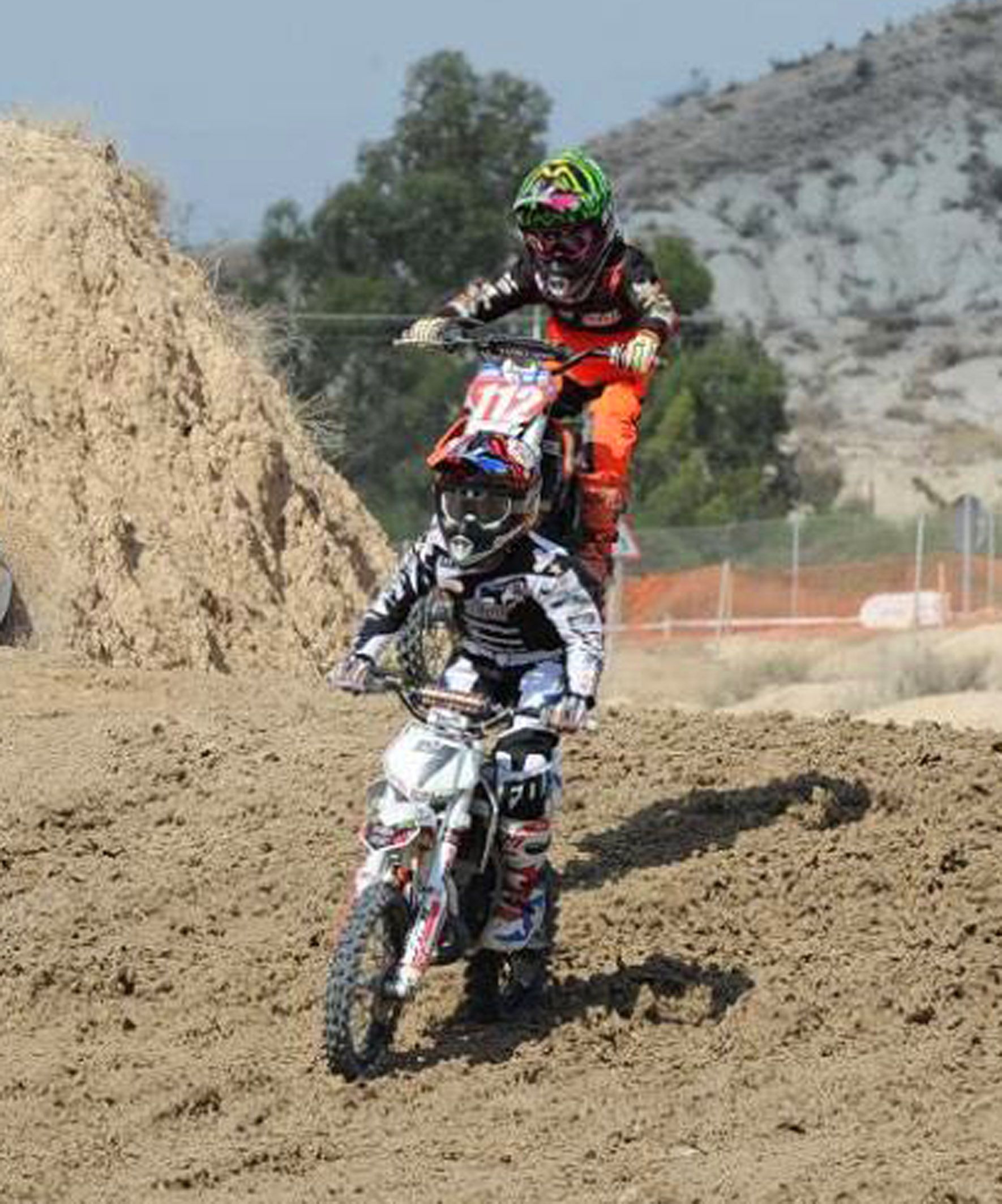 el-piloto-torreno-jose-manuel-zambudio-chapicas-campeon-regional-de-motocross5