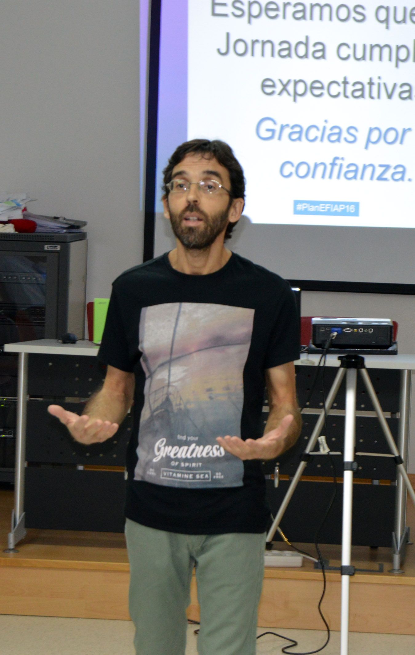 los-empleados-municipales-asisten-en-las-torres-de-cotillas-a-una-jornada-de-sensibilizacion-sobre-acoso-4
