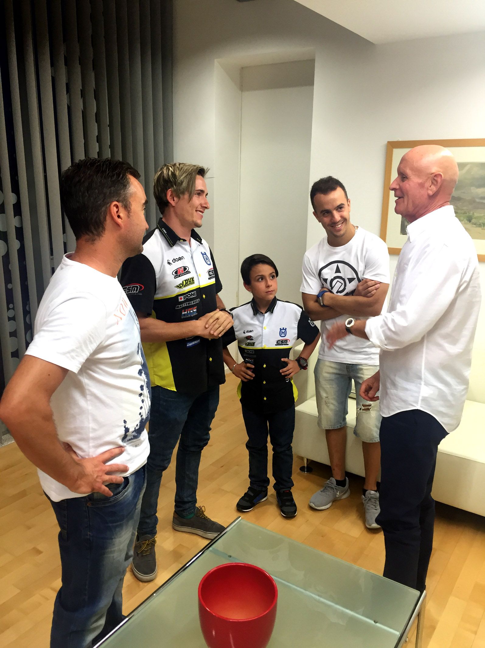 recepcion-oficial-a-los-pilotos-torrenos-carlos-fernandez-macanas-y-jose-manuel-zambudio-campeones-nacionales-de-supercross1