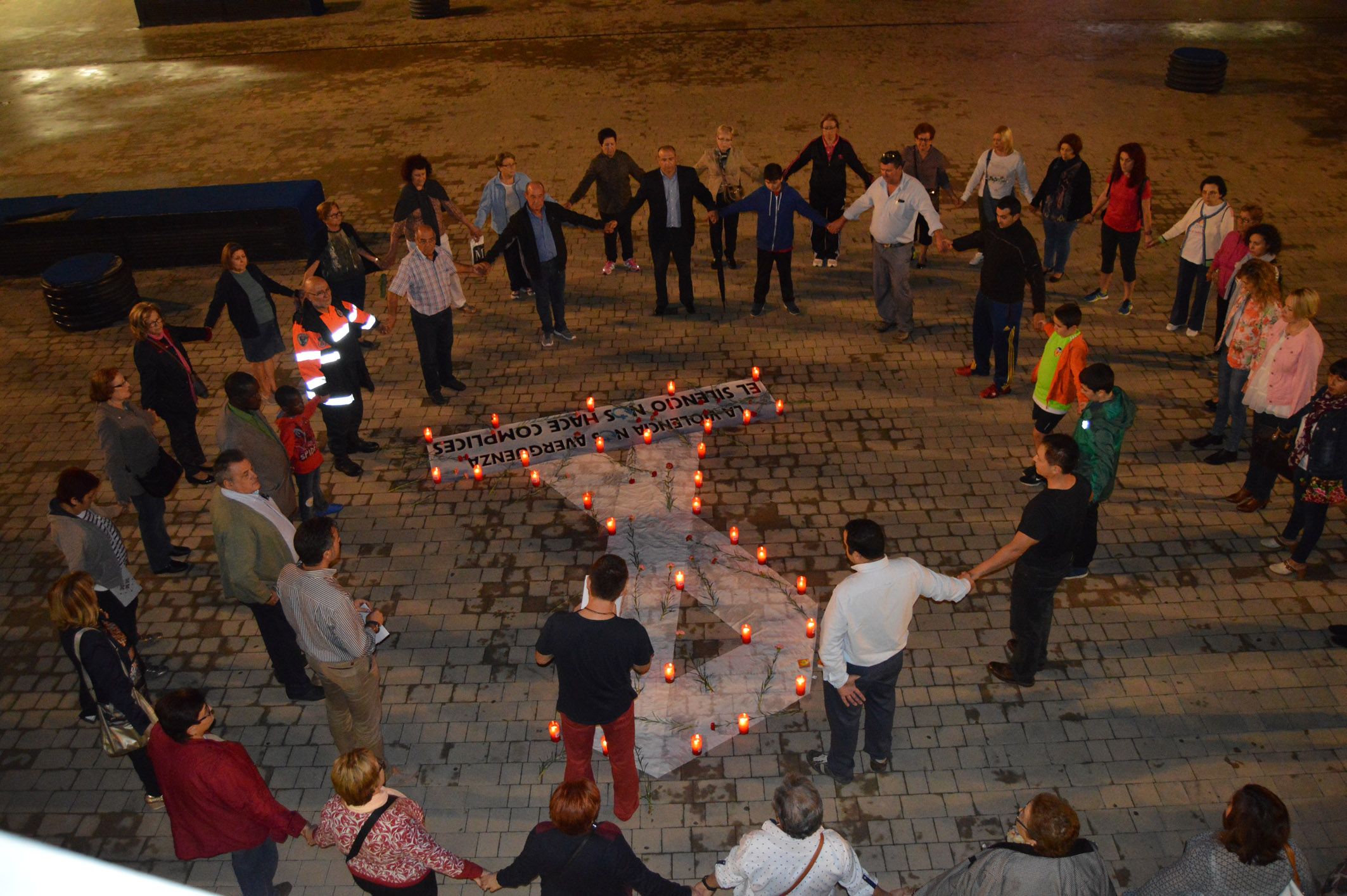 ahige-celebro-en-las-torres-de-cotillas-su-rueda-de-hombres-regional-contra-la-violencia-machista4