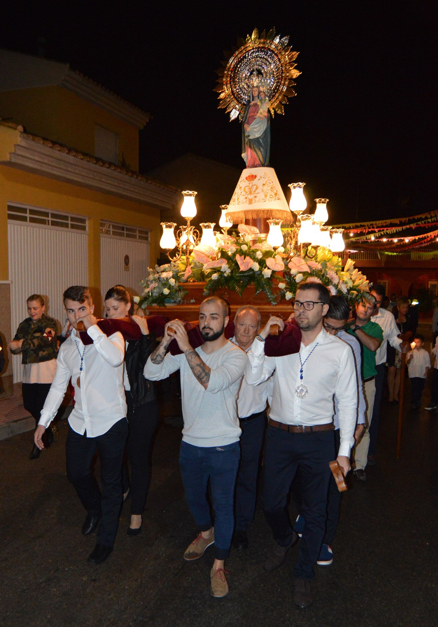 la-procesion-de-la-virgen-del-pilar-clausura-las-fiestas-en-la-florida-torrena