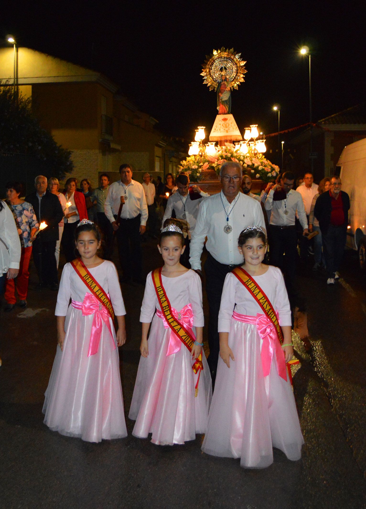 la-procesion-de-la-virgen-del-pilar-clausura-las-fiestas-en-la-florida-torrena2