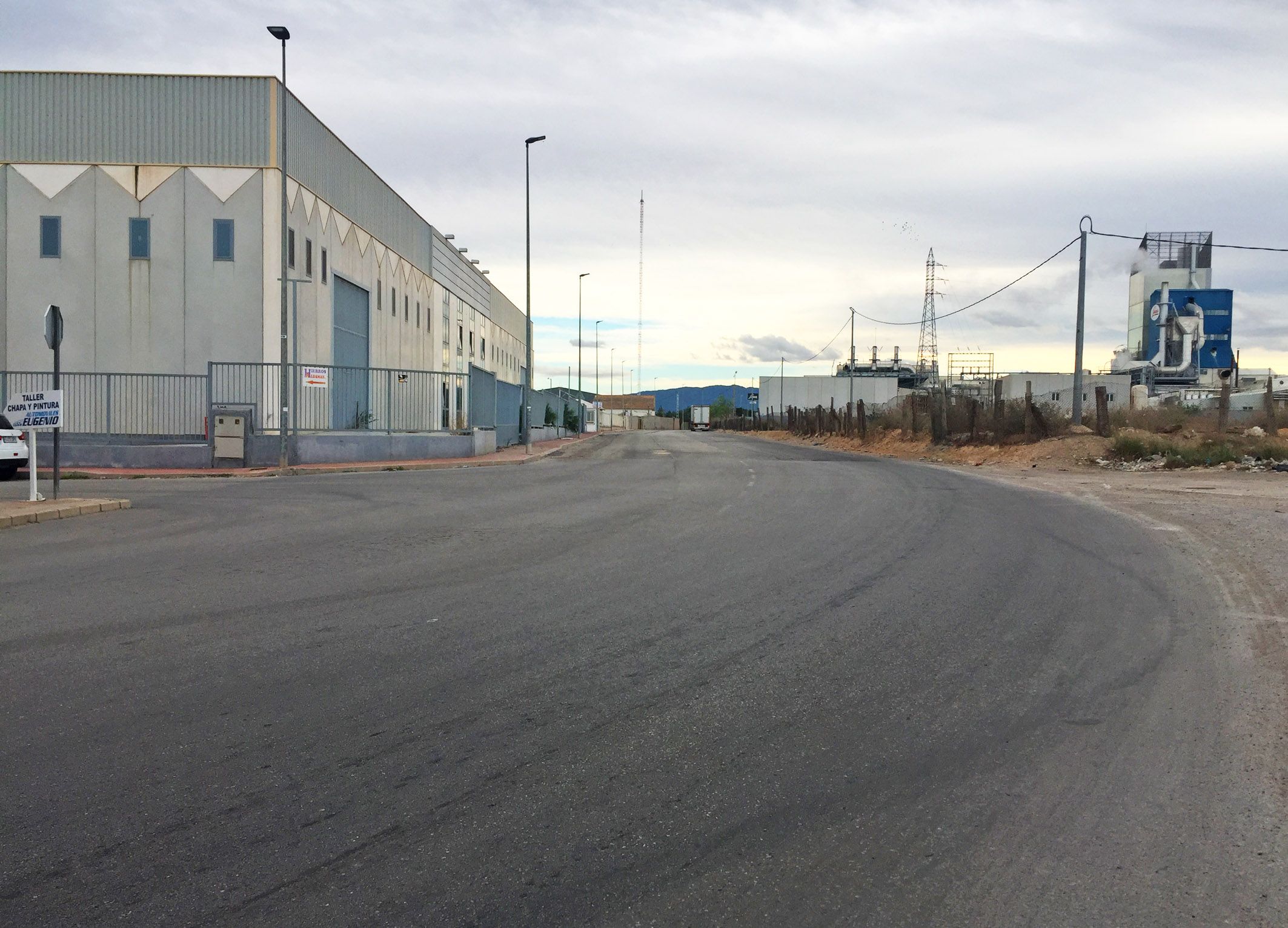 la-avenida-del-trabajo-renovara-su-firme-gracias-a-mas-de-142-000-euros-del-plan-pardos3