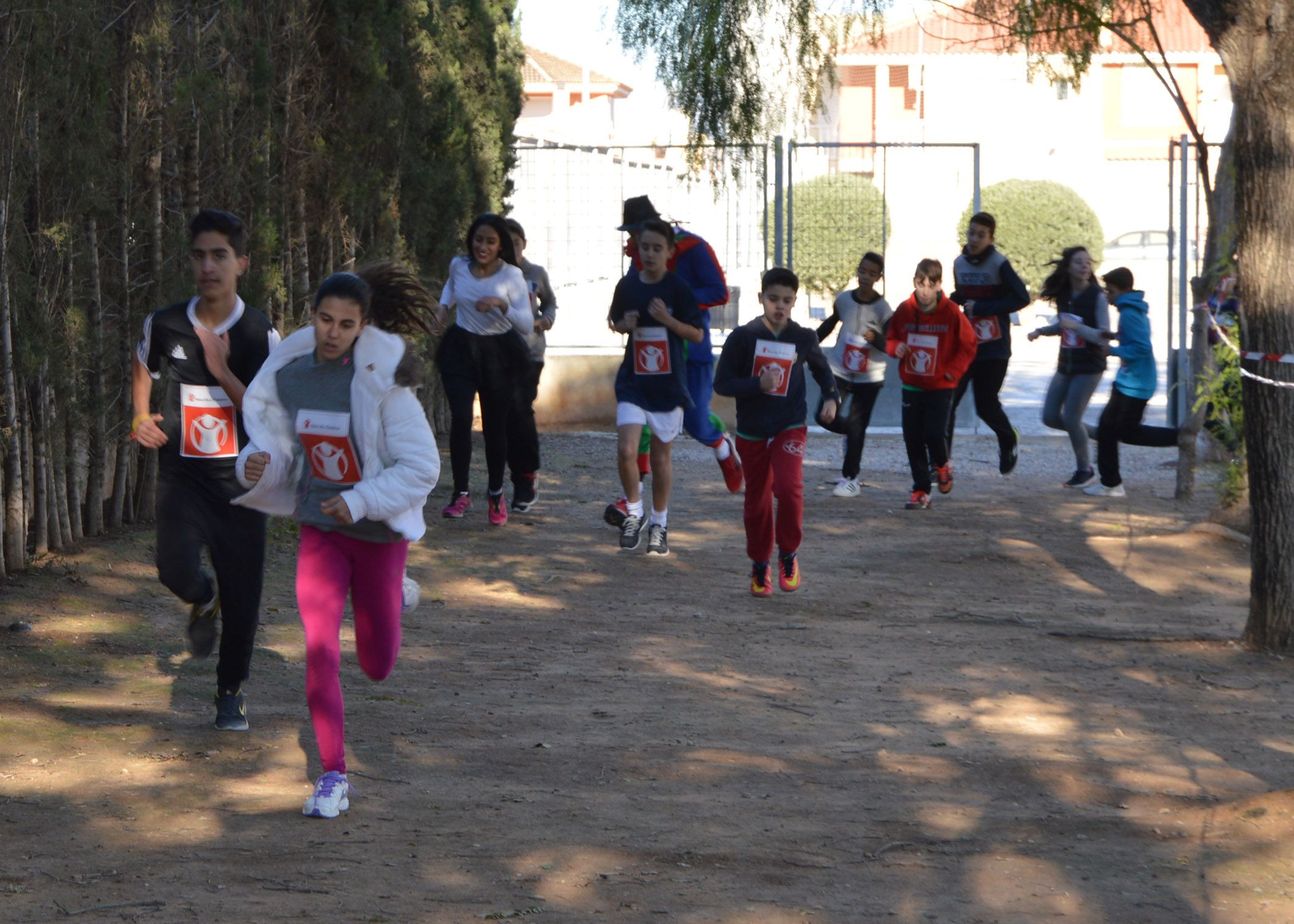 el-ies-salvador-sandoval-cierra-una-nueva-semana-solidaria-con-la-carrera-en-favor-de-save-the-children5