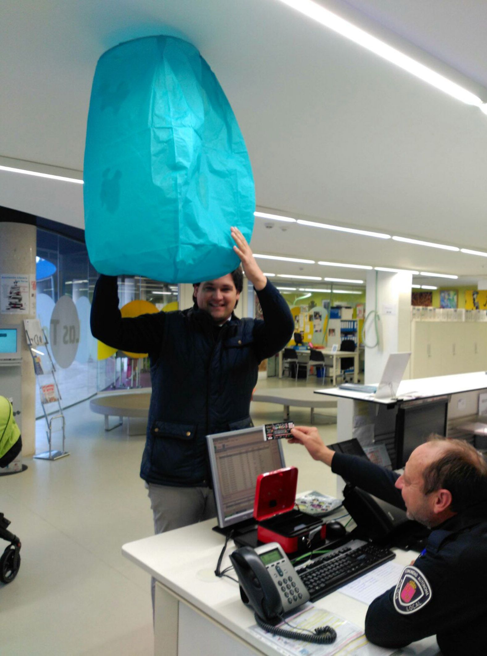 los-farolillos-solidarios-volveran-a-volar-una-navidad-mas-en-las-torres-de-cotillas-2