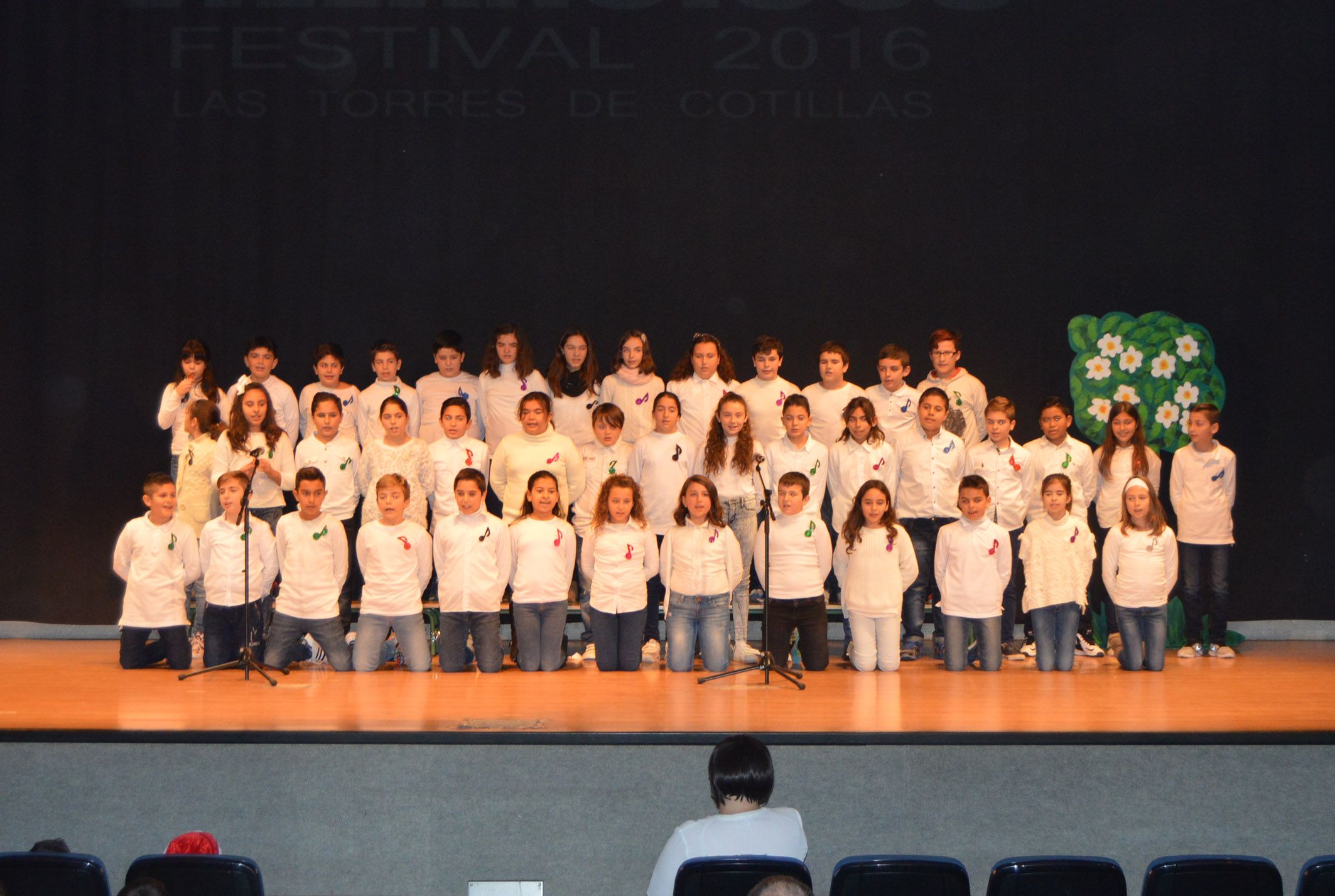 mas-de-200-escolares-participan-en-el-tradicional-festival-de-villancicos-2
