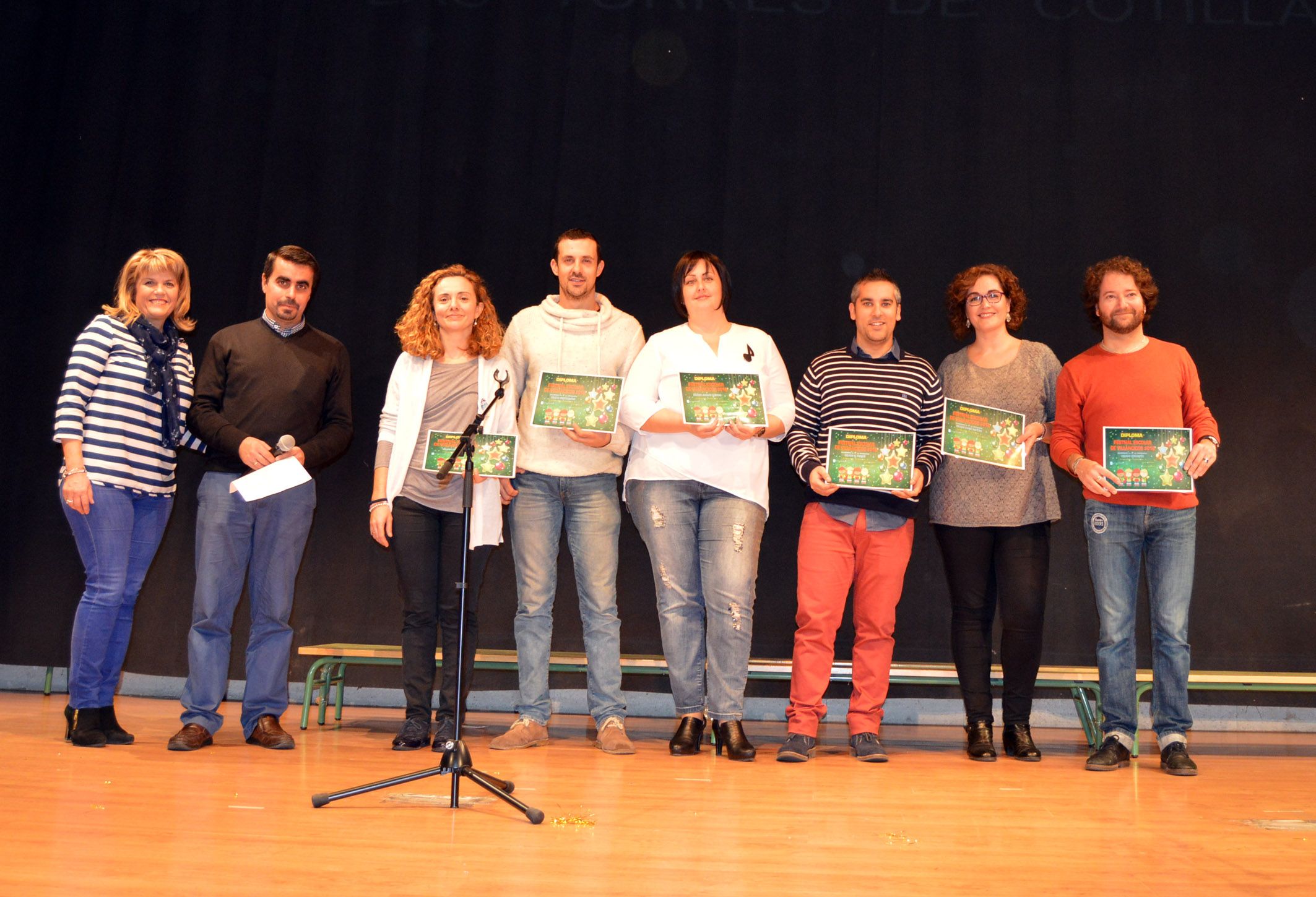 mas-de-200-escolares-participan-en-el-tradicional-festival-de-villancicos-7