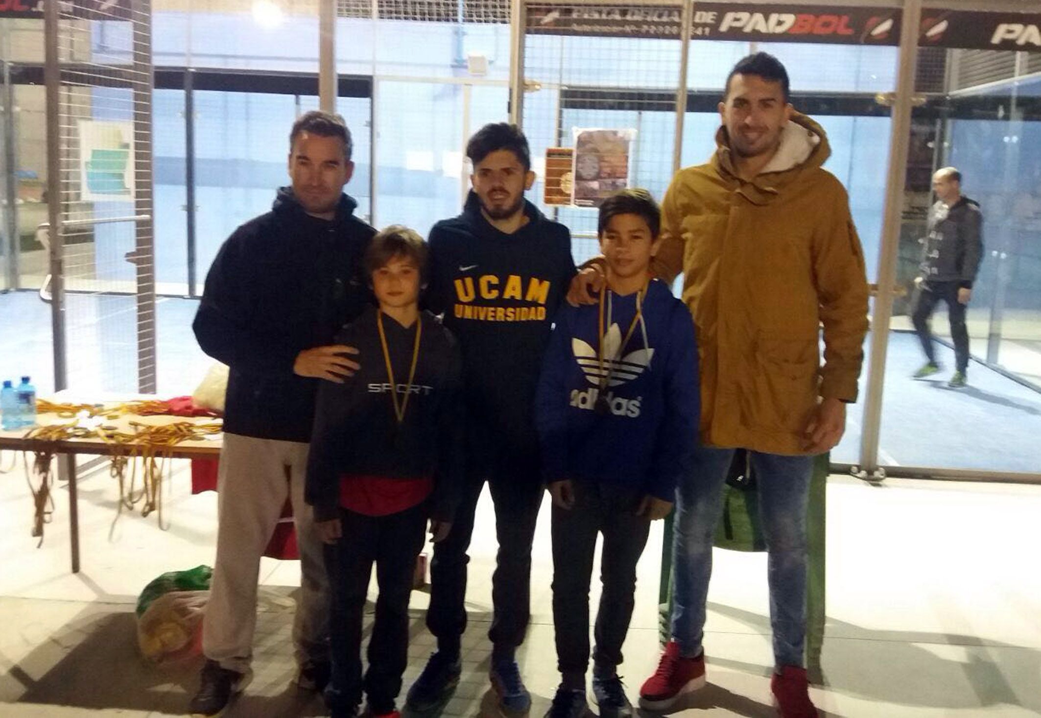 la-navidad-torrena-corona-a-sus-reyes-del-padbol10